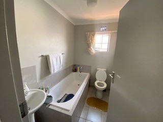 3 Bedroom Property for Sale in Glenway Estate Gauteng