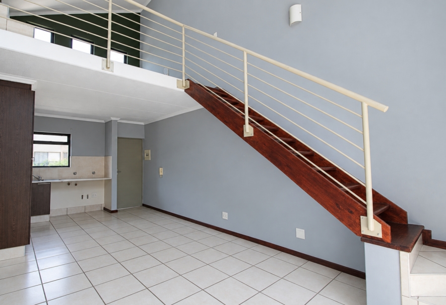 To Let 1 Bedroom Property for Rent in Lonehill Gauteng