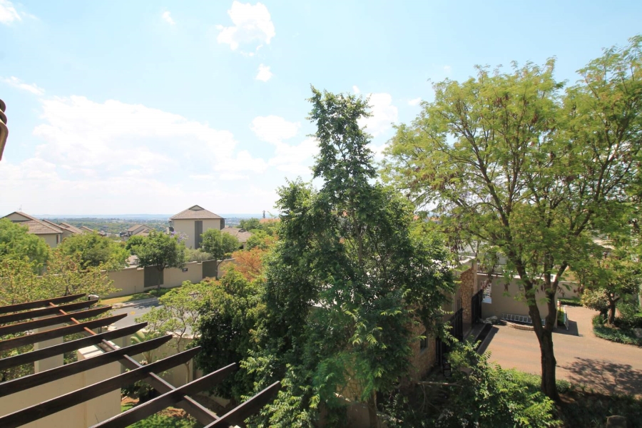 To Let 1 Bedroom Property for Rent in Lonehill Gauteng