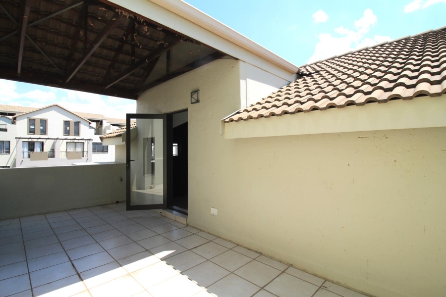To Let 1 Bedroom Property for Rent in Lonehill Gauteng