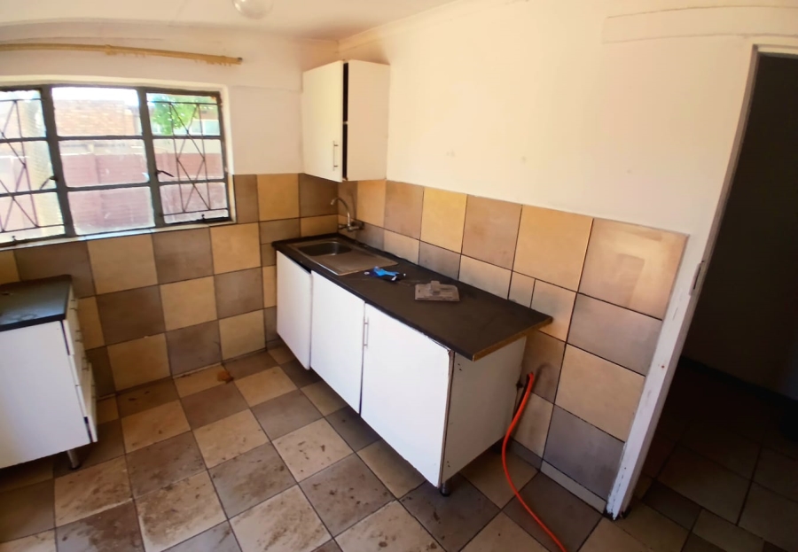 To Let 2 Bedroom Property for Rent in Pretoria North Gauteng