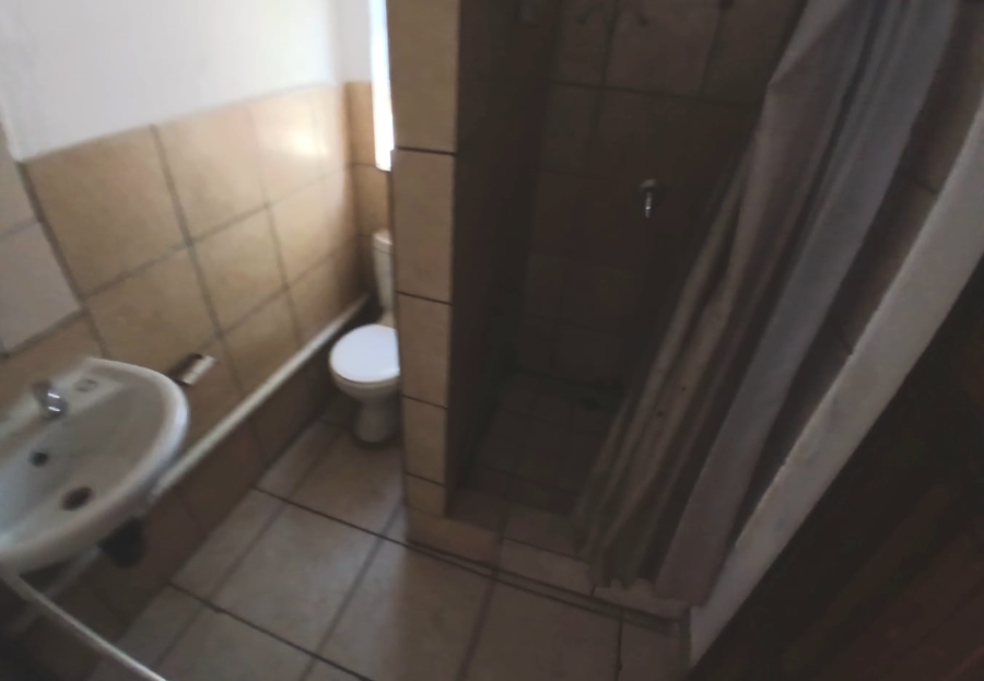 To Let 2 Bedroom Property for Rent in Pretoria North Gauteng