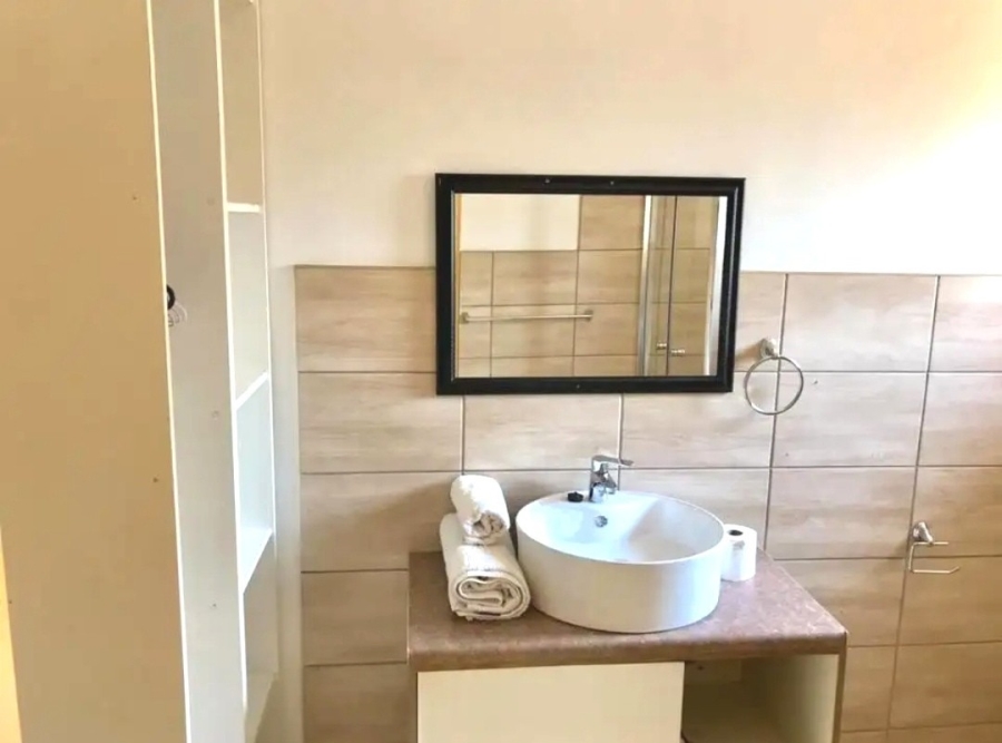 4 Bedroom Property for Sale in Rhodesfield Gauteng