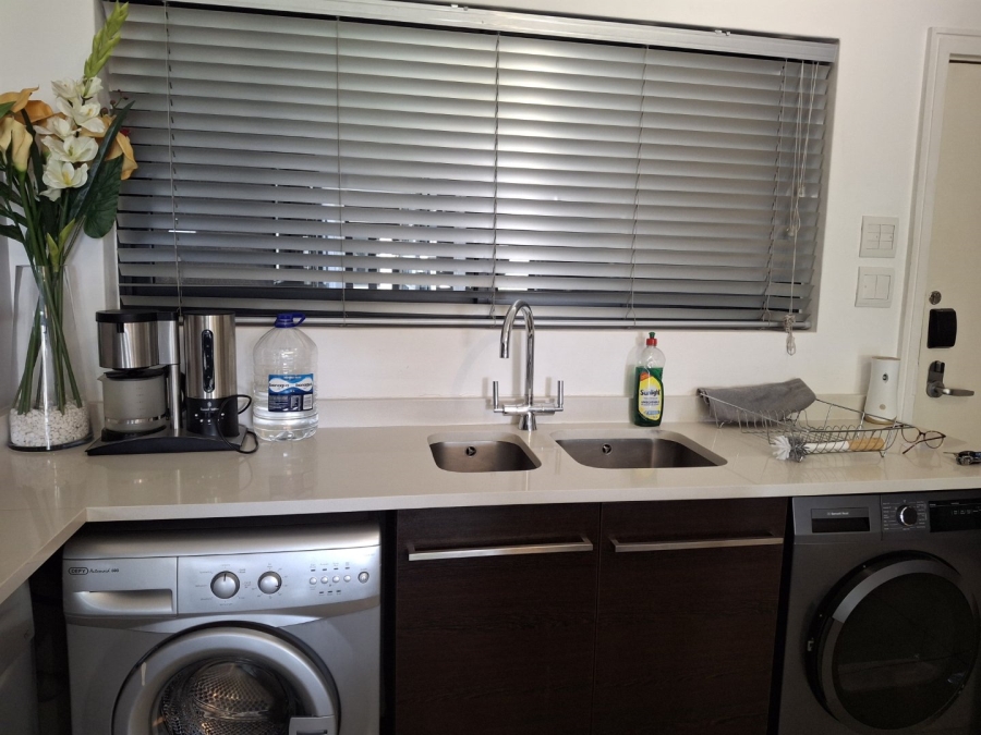 2 Bedroom Property for Sale in Morningside Gauteng