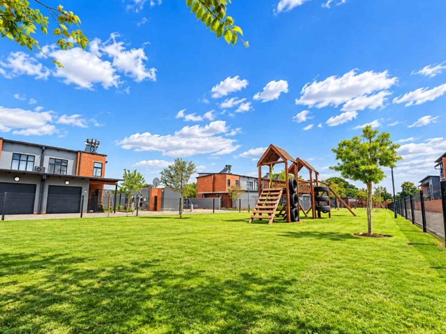2 Bedroom Property for Sale in Montana Gauteng