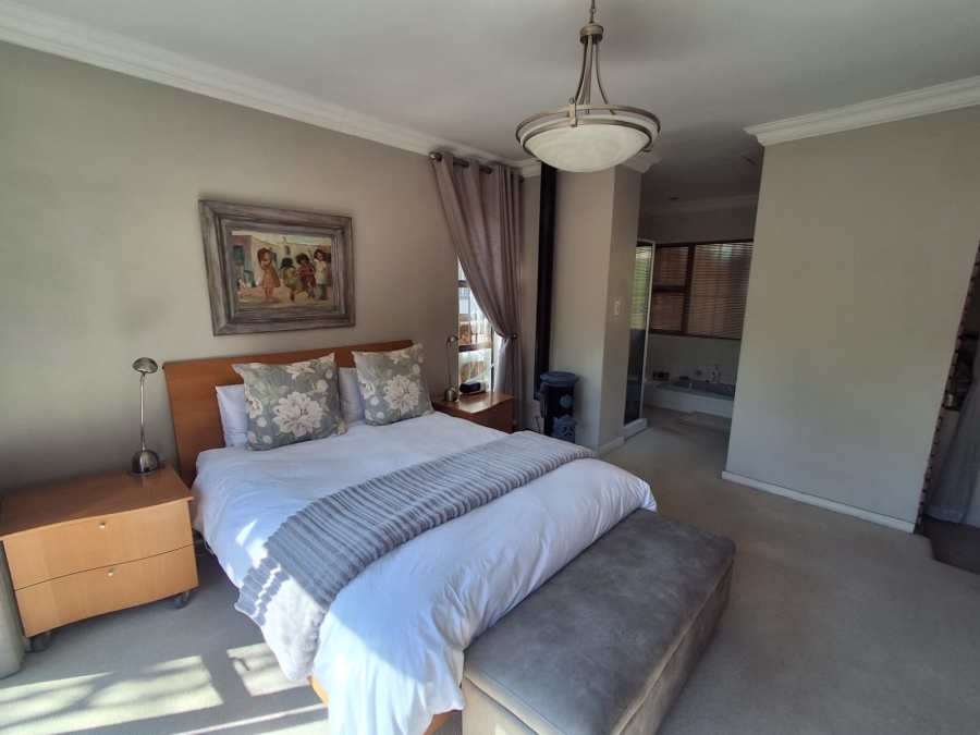 3 Bedroom Property for Sale in Glenvista Gauteng