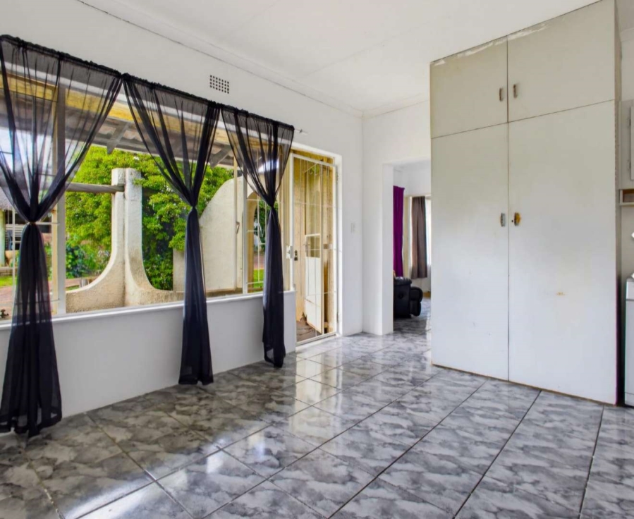 5 Bedroom Property for Sale in Albemarle Gauteng