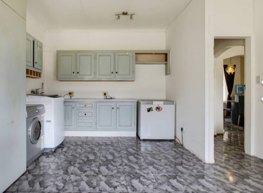5 Bedroom Property for Sale in Albemarle Gauteng