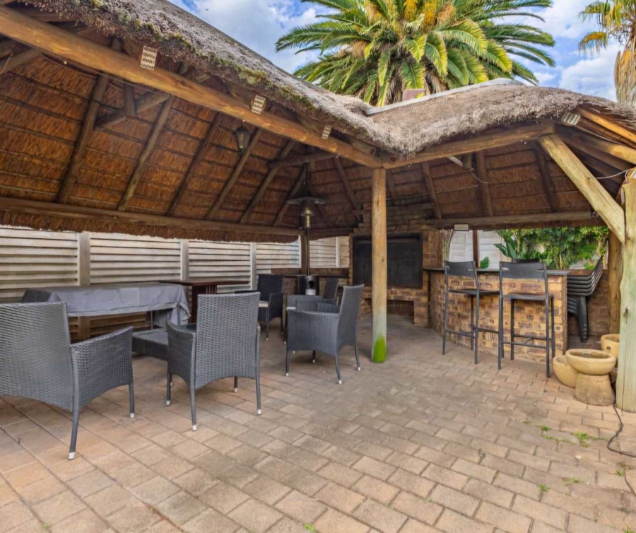 5 Bedroom Property for Sale in Albemarle Gauteng