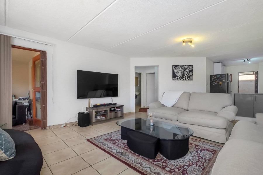 To Let 2 Bedroom Property for Rent in Morningside Gauteng