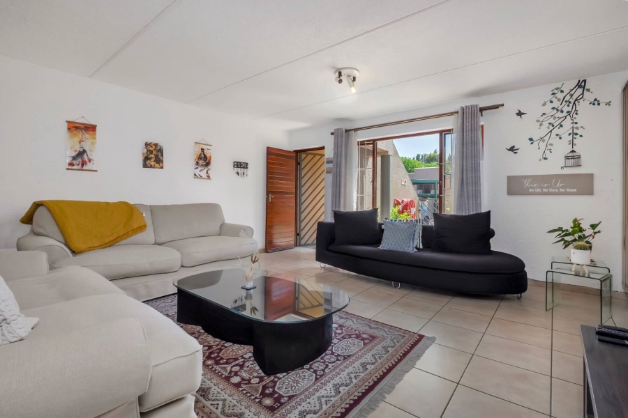 To Let 2 Bedroom Property for Rent in Morningside Gauteng