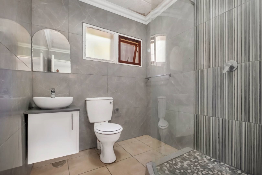 To Let 2 Bedroom Property for Rent in Morningside Gauteng