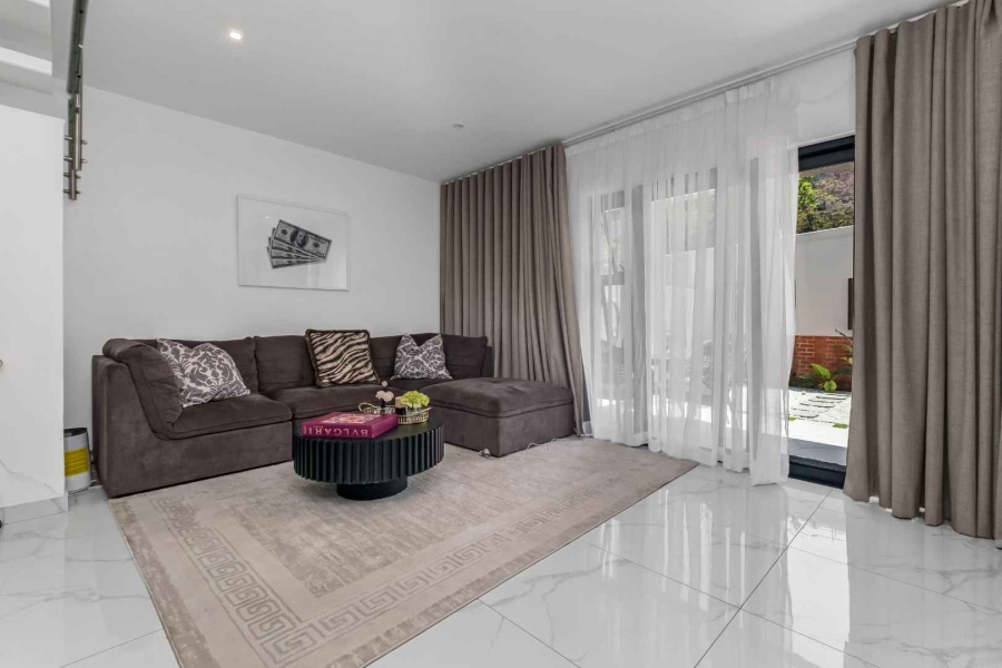 To Let 2 Bedroom Property for Rent in Rivonia Gauteng