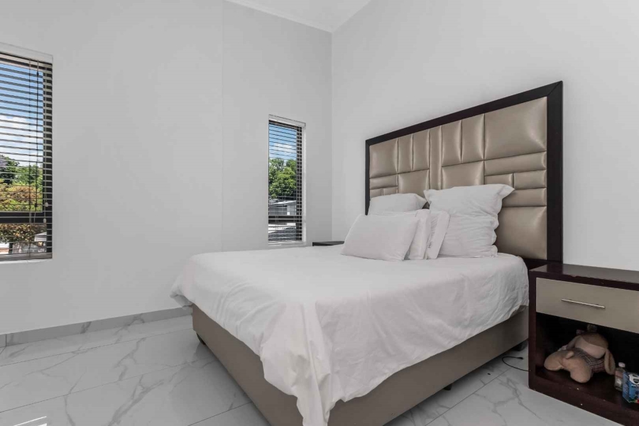 To Let 2 Bedroom Property for Rent in Rivonia Gauteng