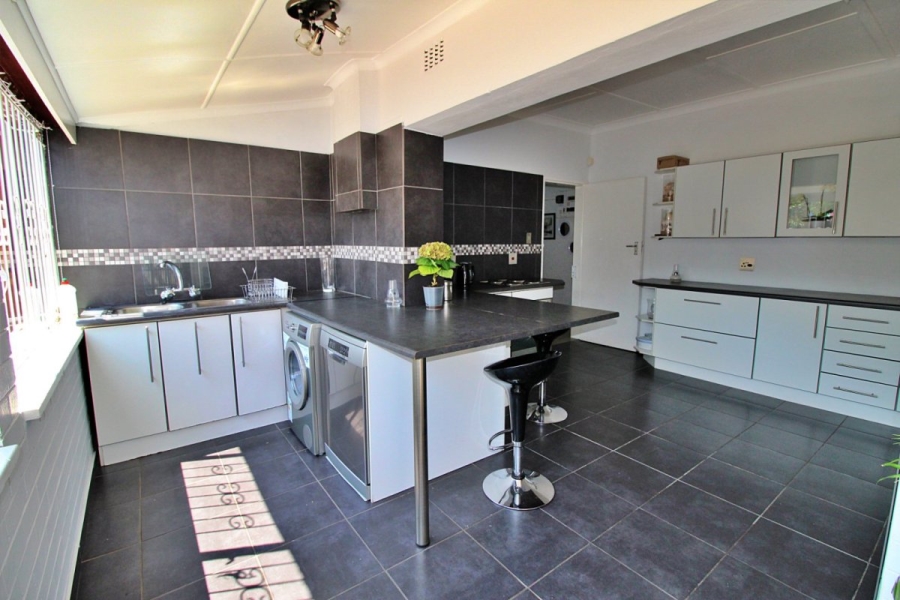 3 Bedroom Property for Sale in Sunnyridge Gauteng