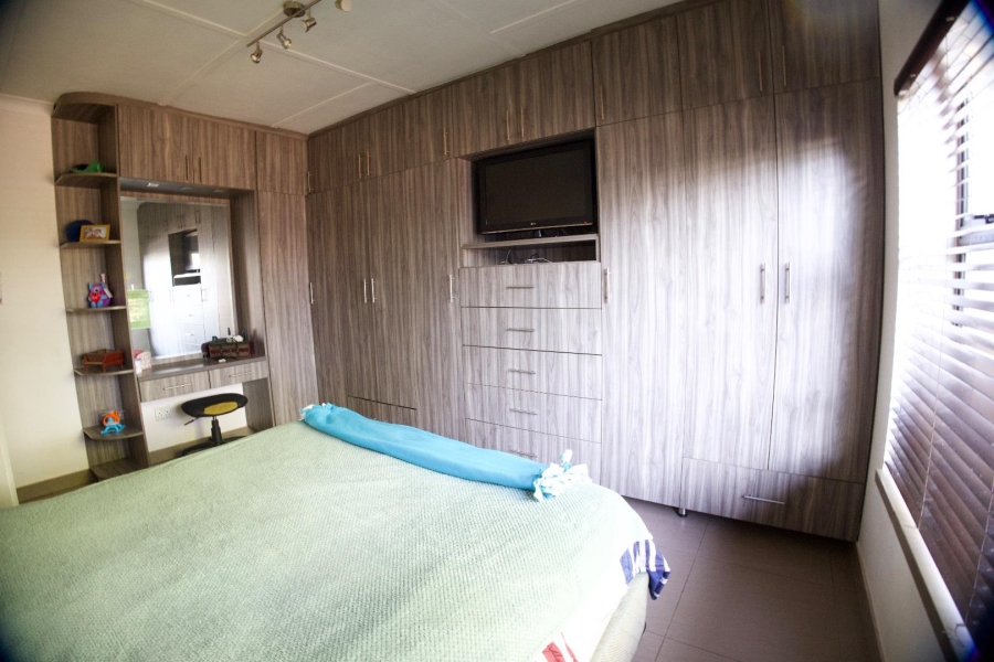 3 Bedroom Property for Sale in Sunnyridge Gauteng