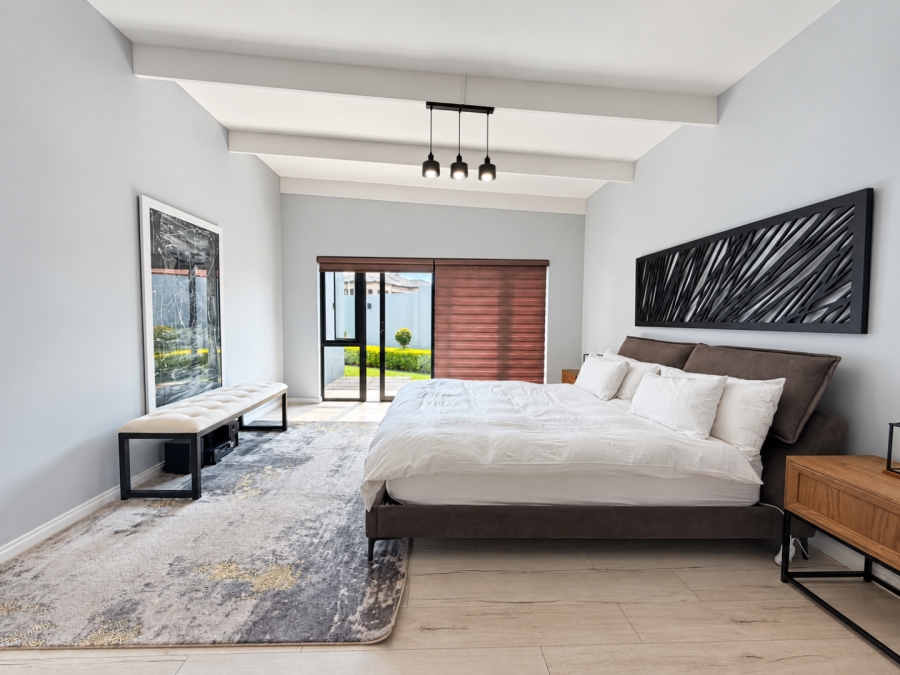 4 Bedroom Property for Sale in Cedar Creek Gauteng