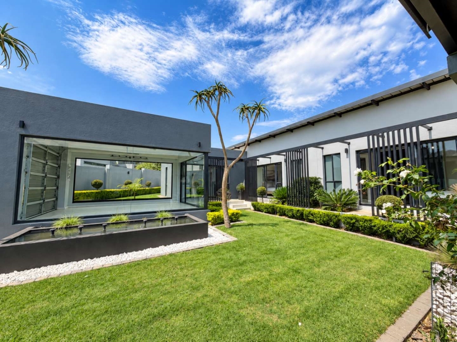 4 Bedroom Property for Sale in Cedar Creek Gauteng