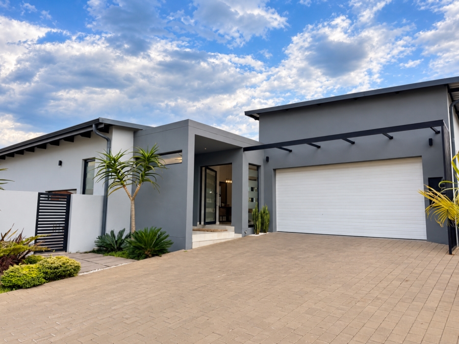 4 Bedroom Property for Sale in Cedar Creek Gauteng