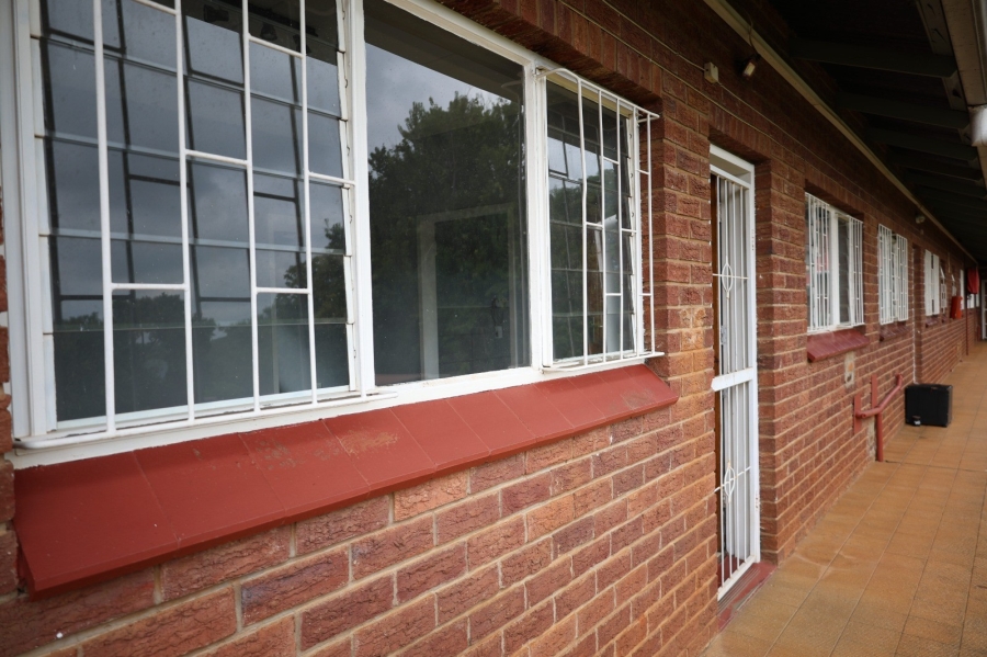 2 Bedroom Property for Sale in Meyerspark Gauteng