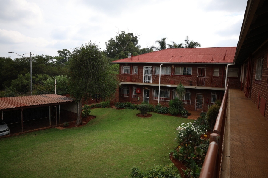 2 Bedroom Property for Sale in Meyerspark Gauteng
