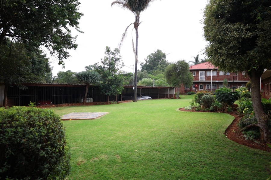 2 Bedroom Property for Sale in Meyerspark Gauteng