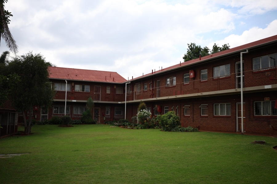 2 Bedroom Property for Sale in Meyerspark Gauteng