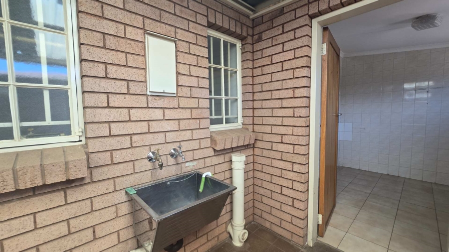 2 Bedroom Property for Sale in Montana Park Gauteng