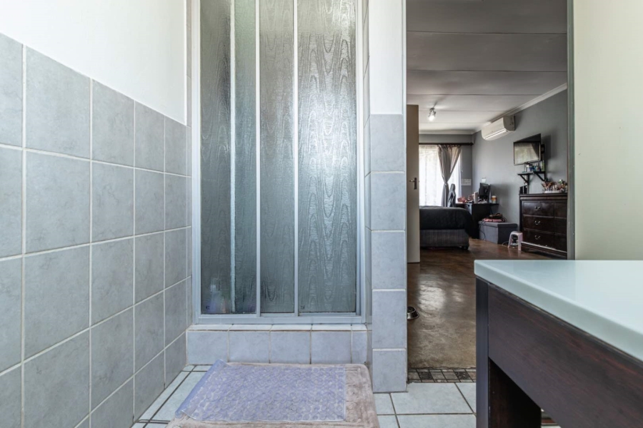 To Let 3 Bedroom Property for Rent in Wilgeheuwel Gauteng