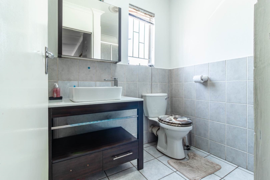 To Let 3 Bedroom Property for Rent in Wilgeheuwel Gauteng