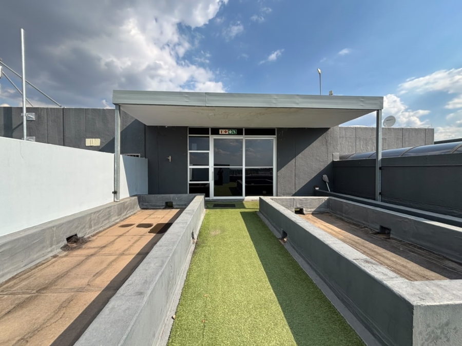 To Let Commercial Property for Rent in Bedfordview Gauteng