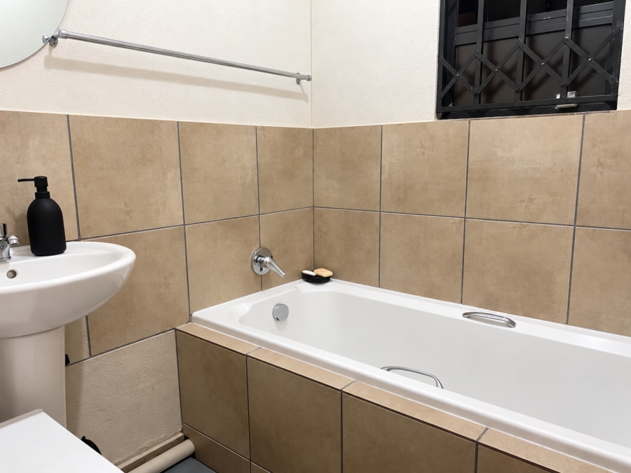 2 Bedroom Property for Sale in Wilfordon Gauteng