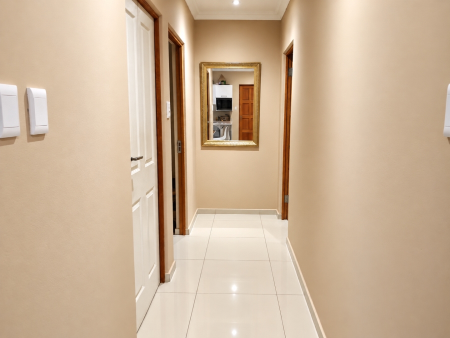 2 Bedroom Property for Sale in Groblerpark Gauteng