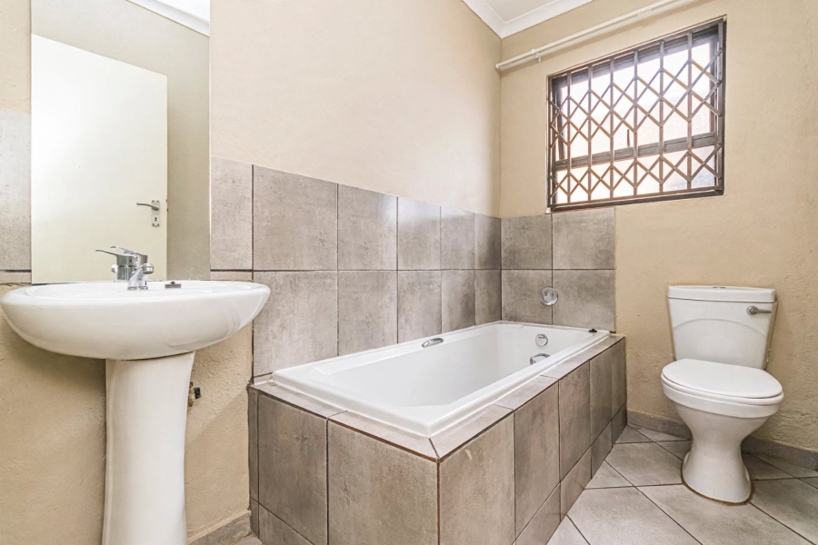 3 Bedroom Property for Sale in Wilfordon Gauteng