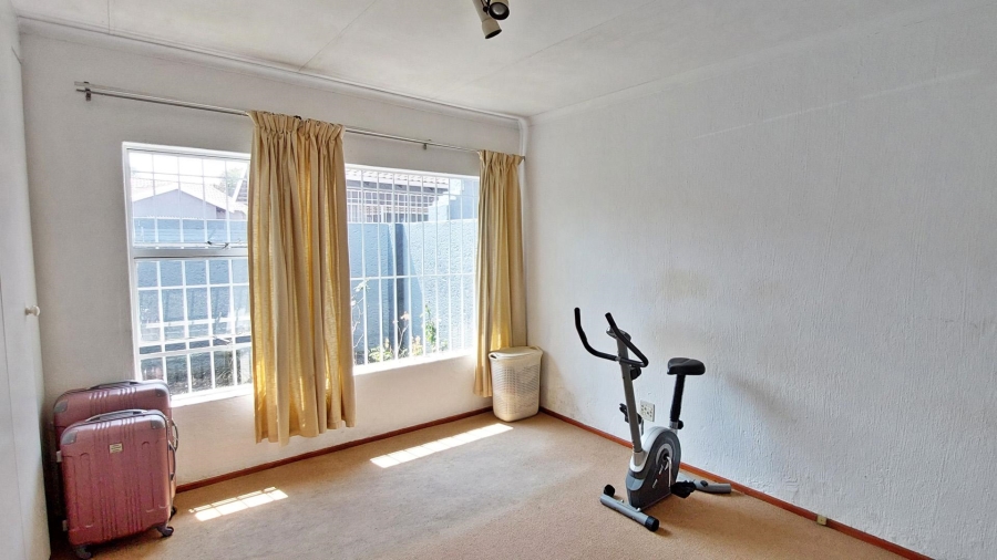 3 Bedroom Property for Sale in Raceview Gauteng