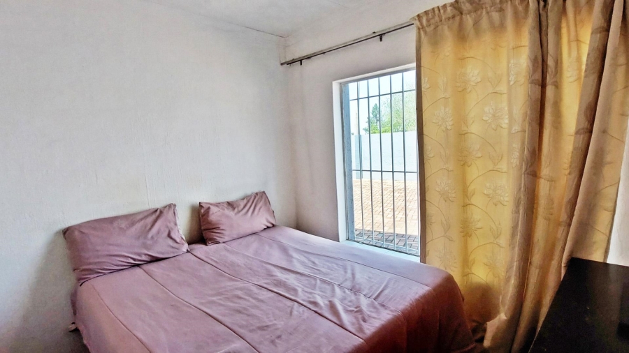 3 Bedroom Property for Sale in Raceview Gauteng