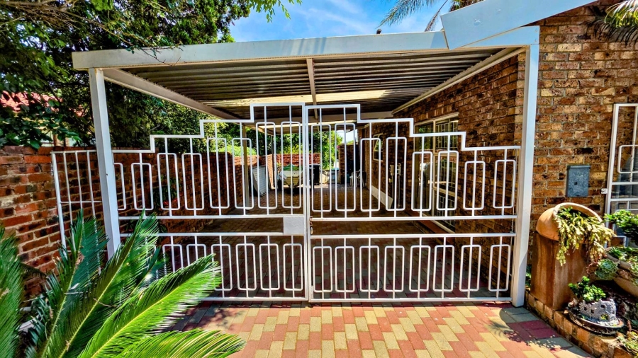3 Bedroom Property for Sale in Norkem Park Gauteng