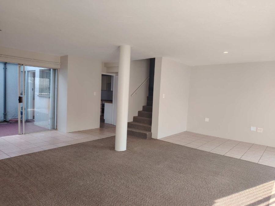 3 Bedroom Property for Sale in Zwartkop Gauteng