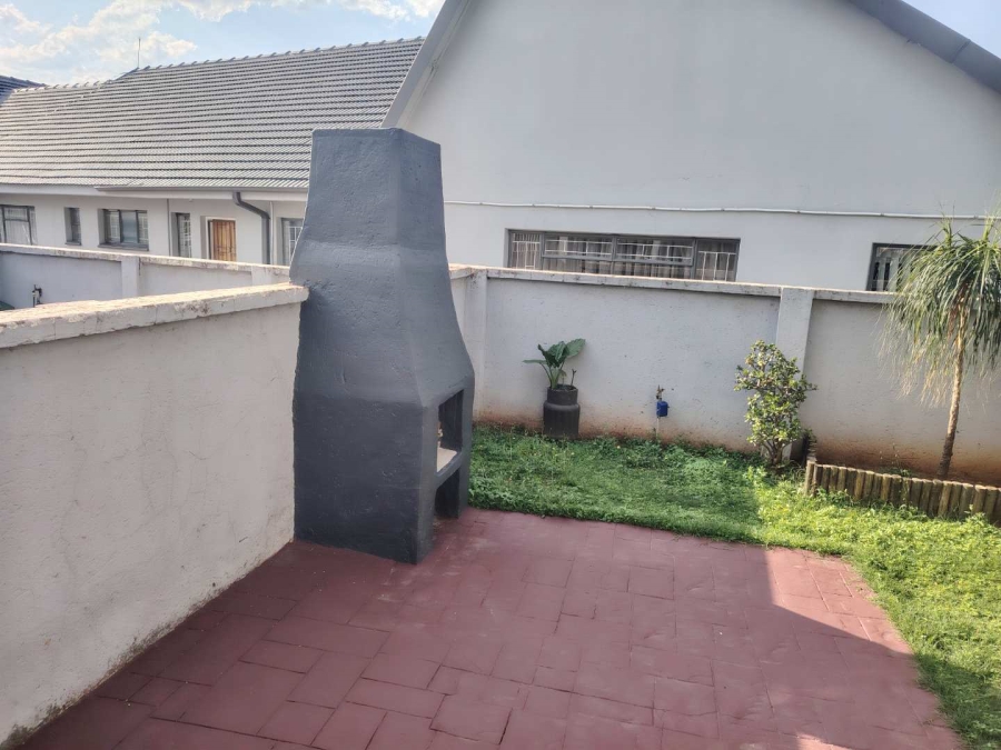 3 Bedroom Property for Sale in Zwartkop Gauteng