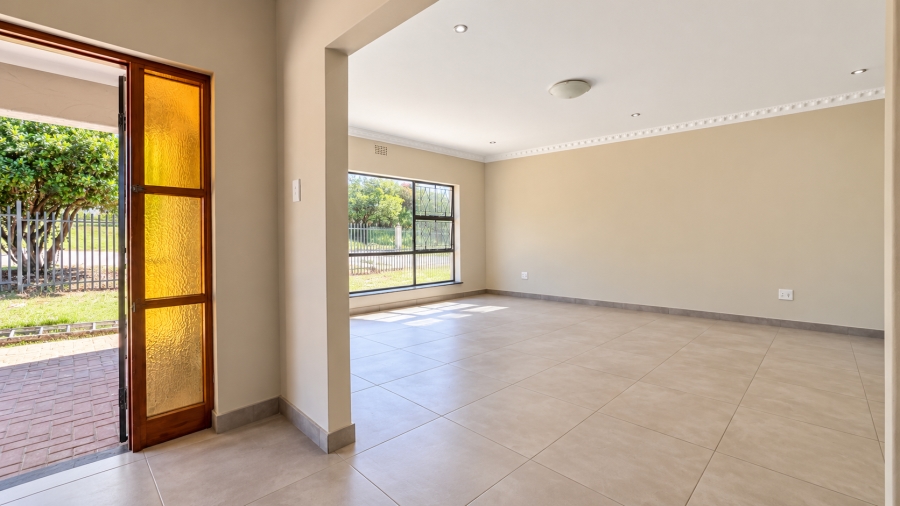 4 Bedroom Property for Sale in Discovery Gauteng