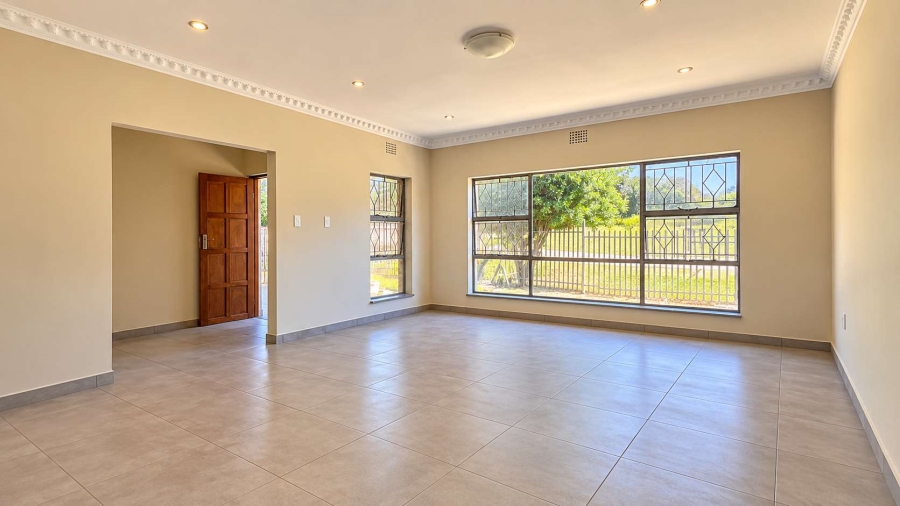 4 Bedroom Property for Sale in Discovery Gauteng