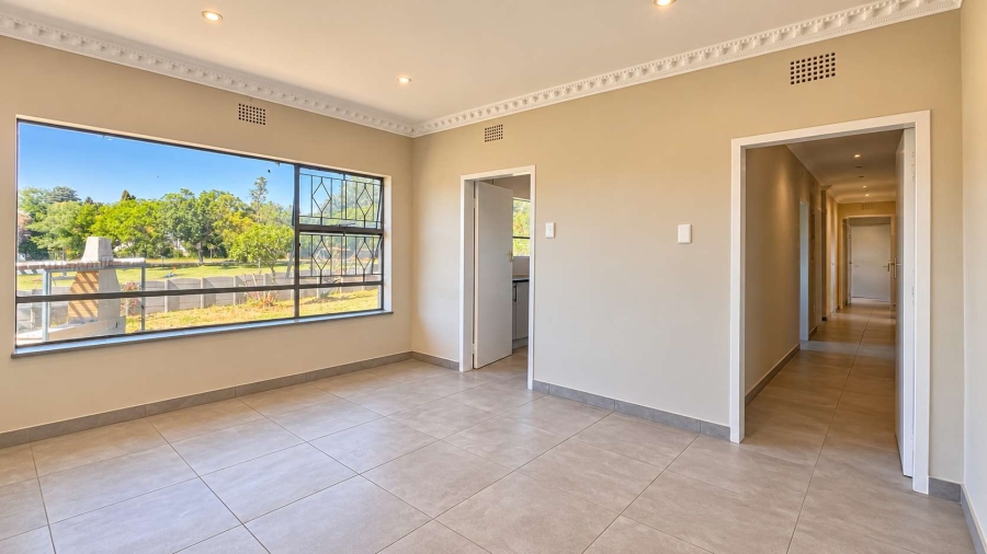 4 Bedroom Property for Sale in Discovery Gauteng