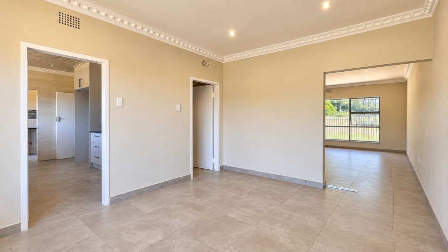 4 Bedroom Property for Sale in Discovery Gauteng