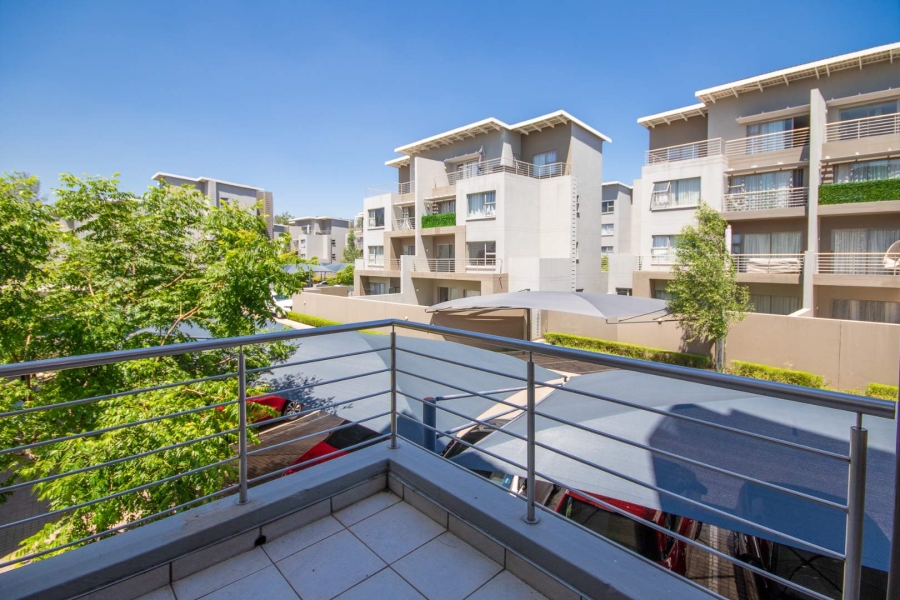 To Let 2 Bedroom Property for Rent in Broadacres Gauteng
