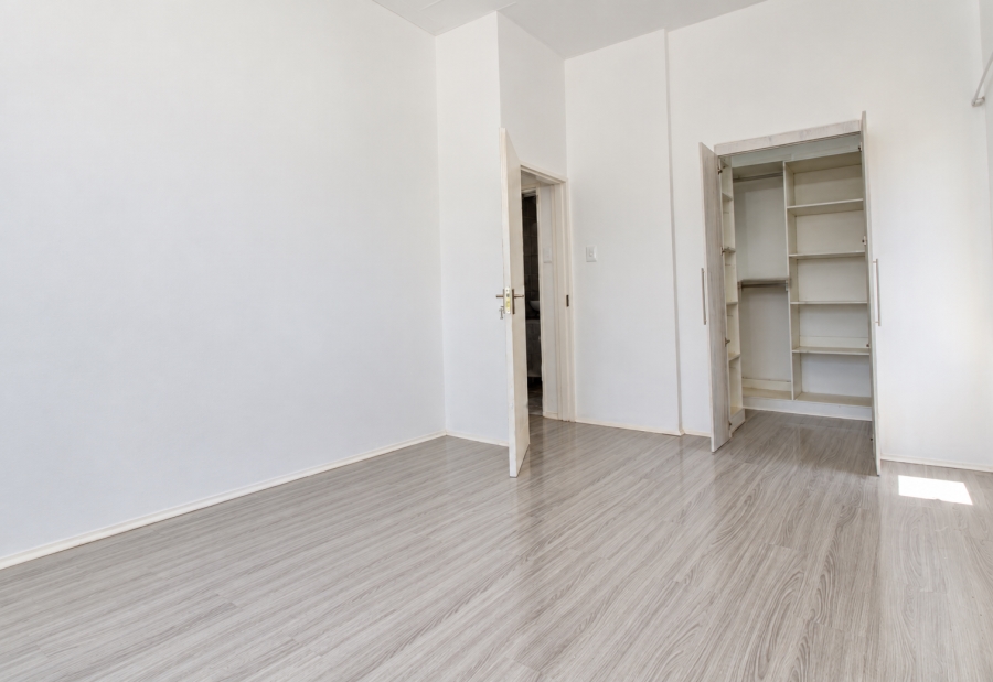 2 Bedroom Property for Sale in Sundowner Gauteng