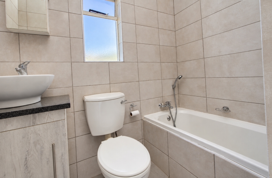 2 Bedroom Property for Sale in Sundowner Gauteng