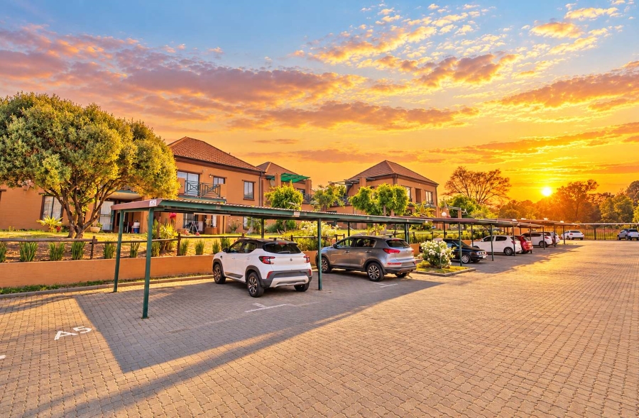 2 Bedroom Property for Sale in Sundowner Gauteng