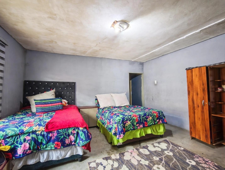 8 Bedroom Property for Sale in Cosmo City Gauteng