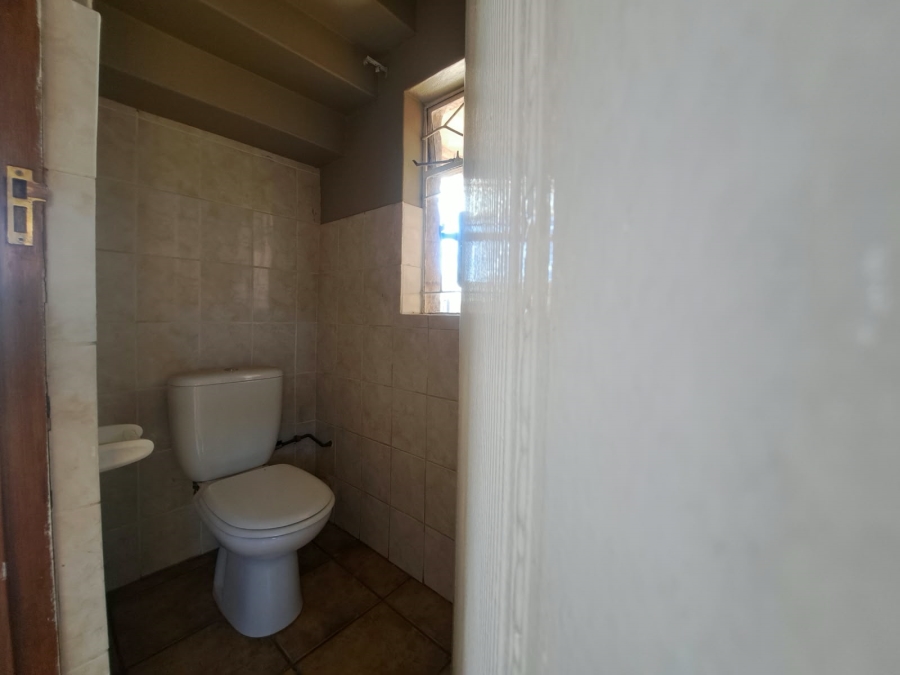 To Let 3 Bedroom Property for Rent in The Hill Gauteng