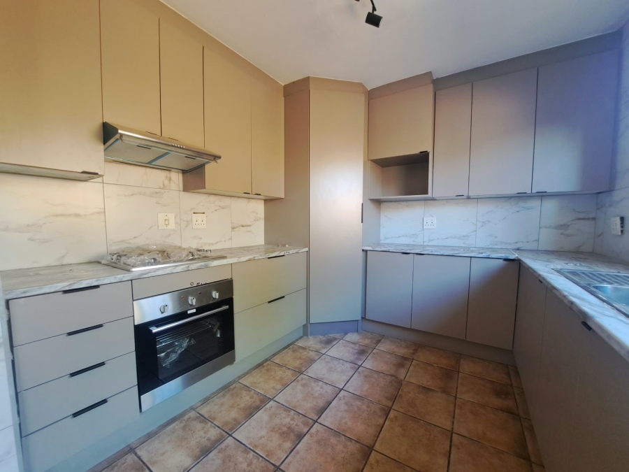 To Let 3 Bedroom Property for Rent in The Hill Gauteng